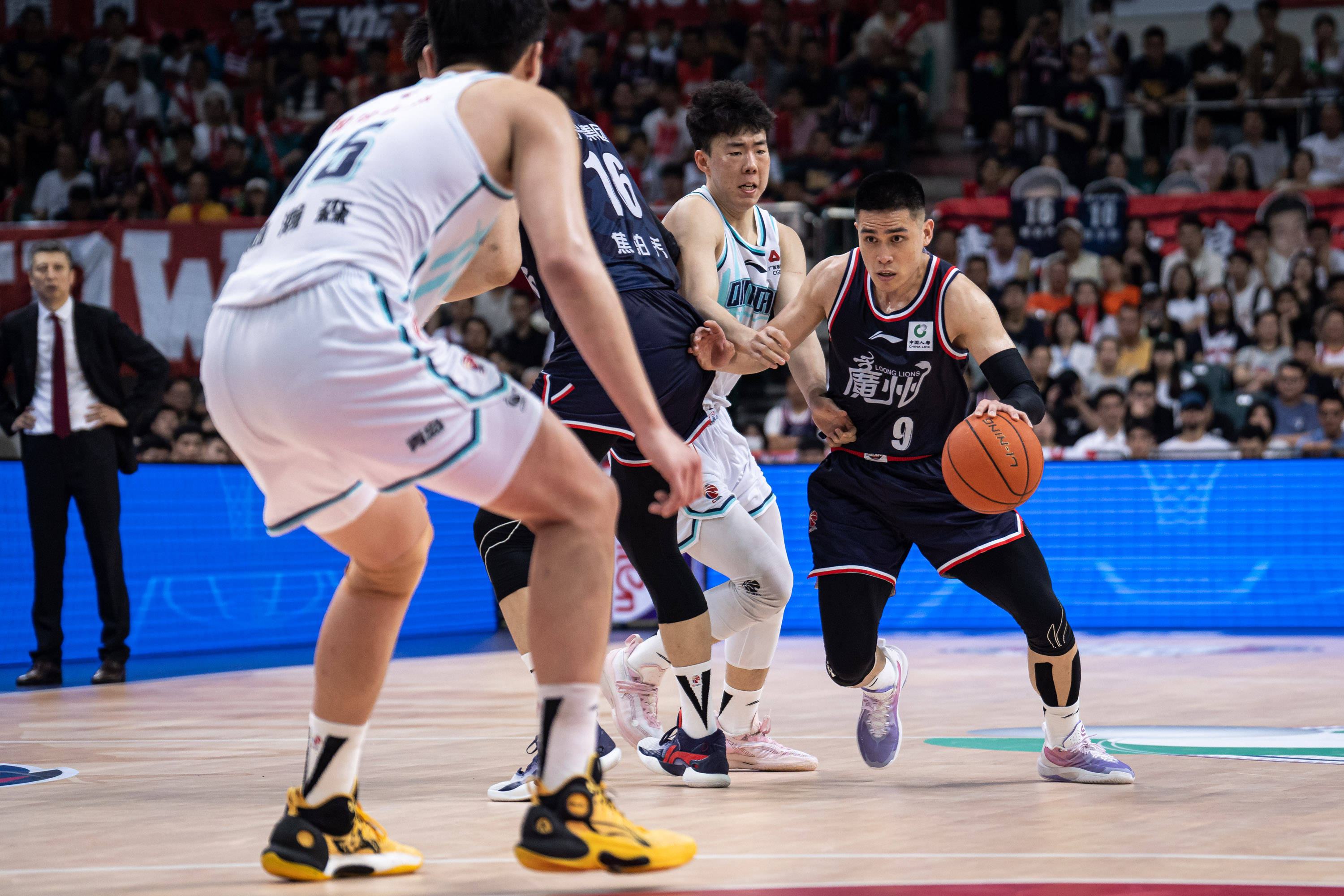 行模拟和分 行模拟和分