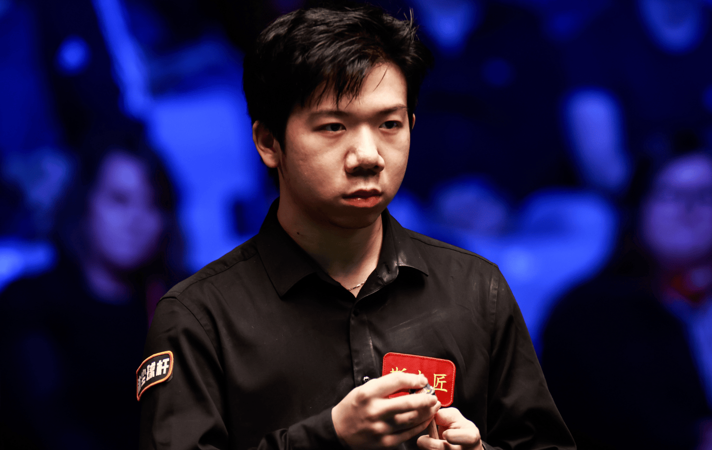 他曾在多个 他曾在多个